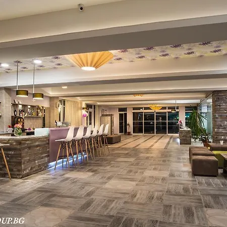 Hotel Amfora Słoneczny Brzeg